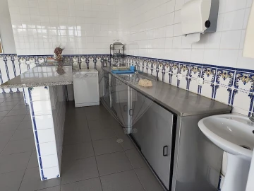 Escritório para Arrendamento em Vila Chã, Codal e Vila Cova de Perrinho