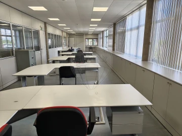 Escritório para Arrendamento em Vila Chã, Codal e Vila Cova de Perrinho