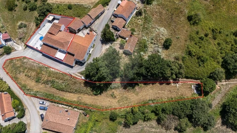 Moradia T5 para Venda em Alenquer (Santo Estêvão e Triana)