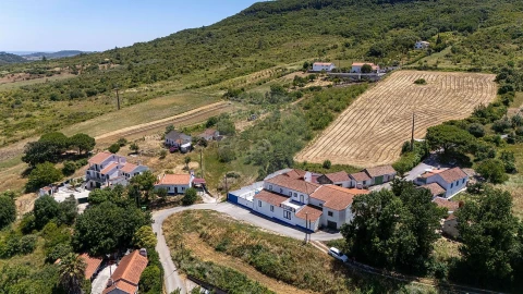Moradia T5 para Venda em Alenquer (Santo Estêvão e Triana)