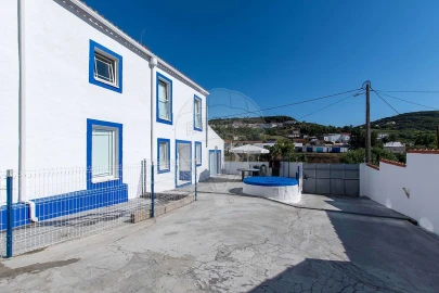 Moradia T5 para Venda em Alenquer (Santo Estêvão e Triana)