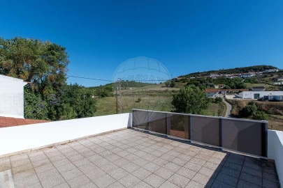 Moradia T5 para Venda em Alenquer (Santo Estêvão e Triana)