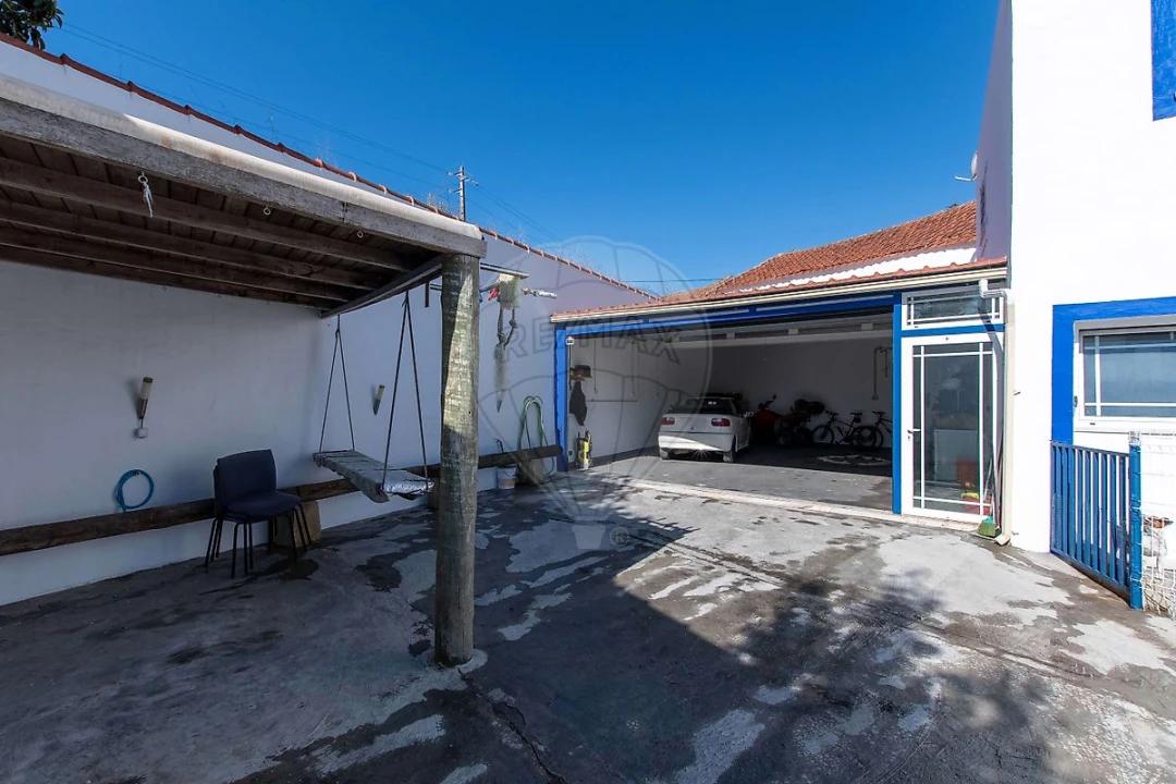 Moradia T5 para Venda em Alenquer (Santo Estêvão e Triana) Foto 32