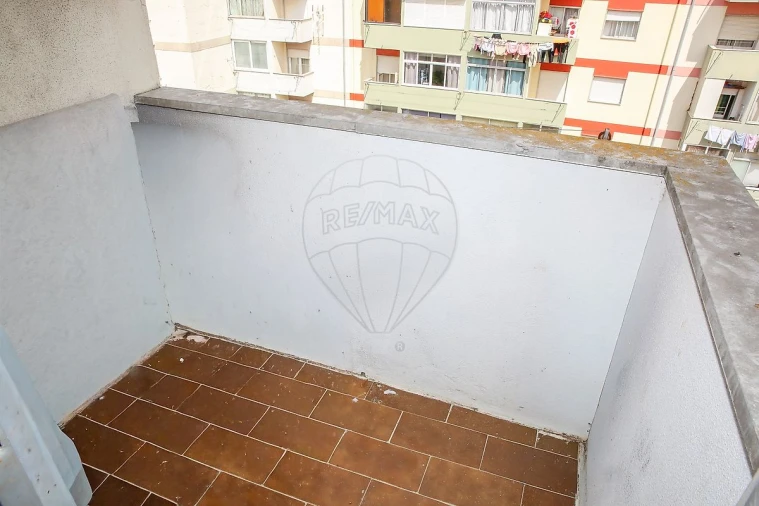 Apartamento T2 para Venda em Samora Correia Foto 10