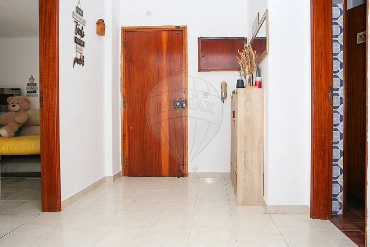Apartamento T2 para Venda em Samora Correia Foto 18