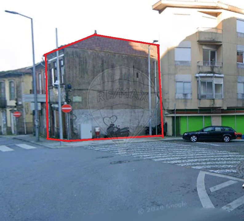 Prédio para Venda em Campanhã Foto 1
