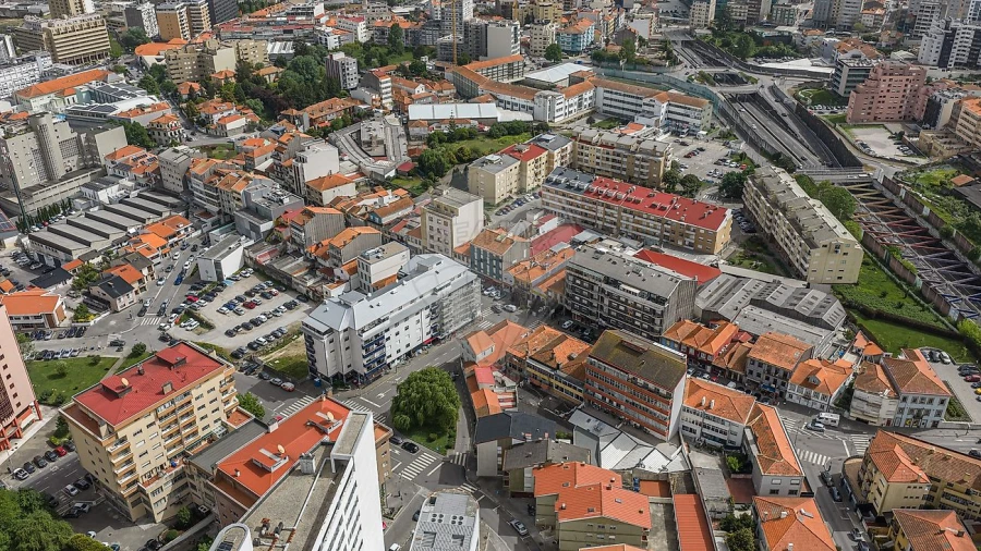 Prédio para Venda em Mafamude e Vilar do Paraíso Foto 4