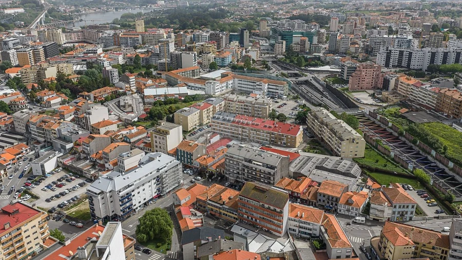 Prédio para Venda em Mafamude e Vilar do Paraíso Foto 6