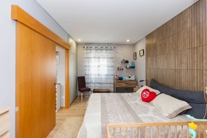 Apartamento T2 para Venda em Sandim, Olival, Lever e Crestuma