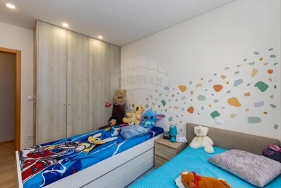 Apartamento T2 para Venda em Sandim, Olival, Lever e Crestuma