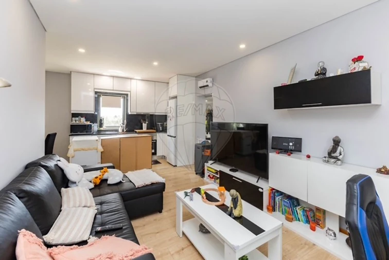 Apartamento T2 para Venda em Sandim, Olival, Lever e Crestuma Foto 8