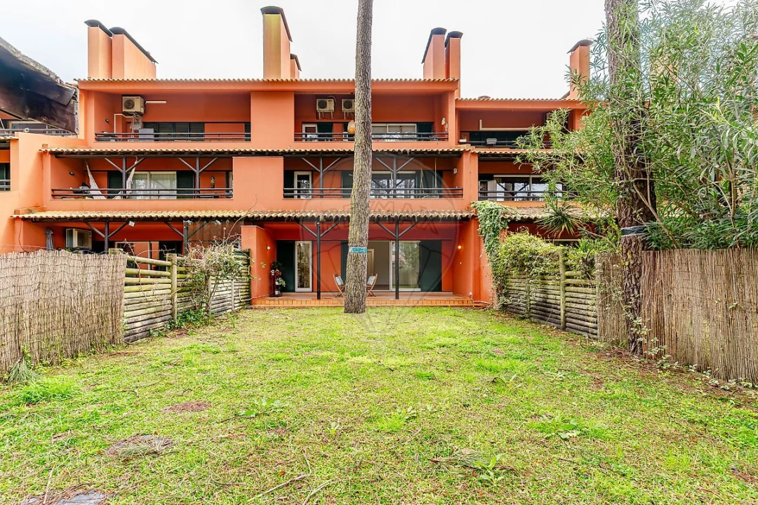 Apartamento T2 para Arrendamento em Charneca de Caparica e Sobreda Foto 19