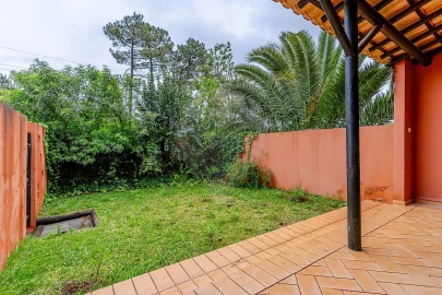 Apartamento T2 para Arrendamento em Charneca de Caparica e Sobreda