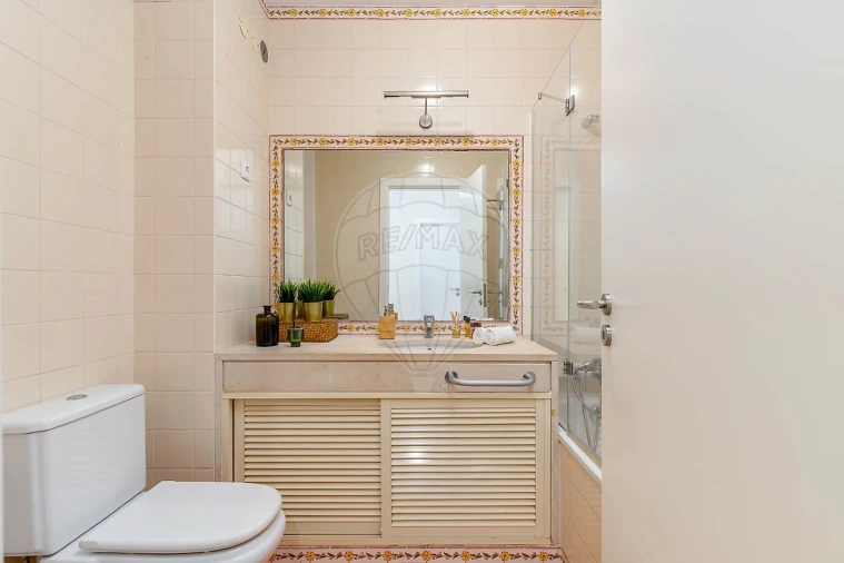 Apartamento T2 para Arrendamento em Charneca de Caparica e Sobreda Foto 4