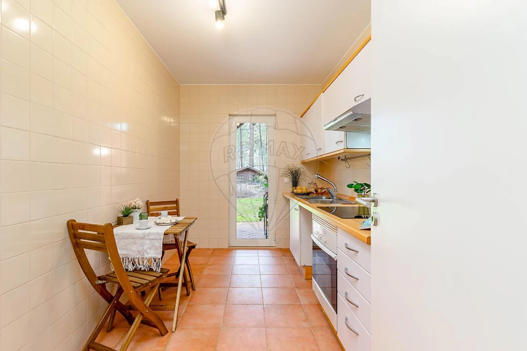 Apartamento T2 para Arrendamento em Charneca de Caparica e Sobreda Foto 20