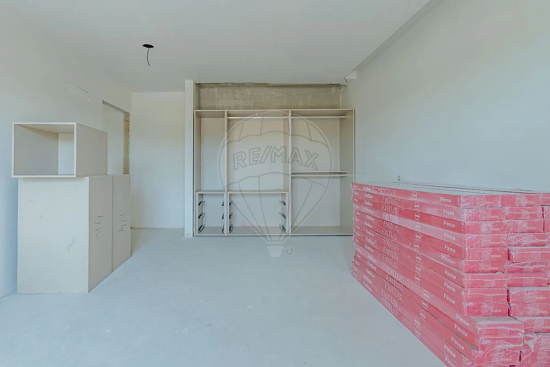 Apartamento T3 para Venda em Loureiro Foto 24