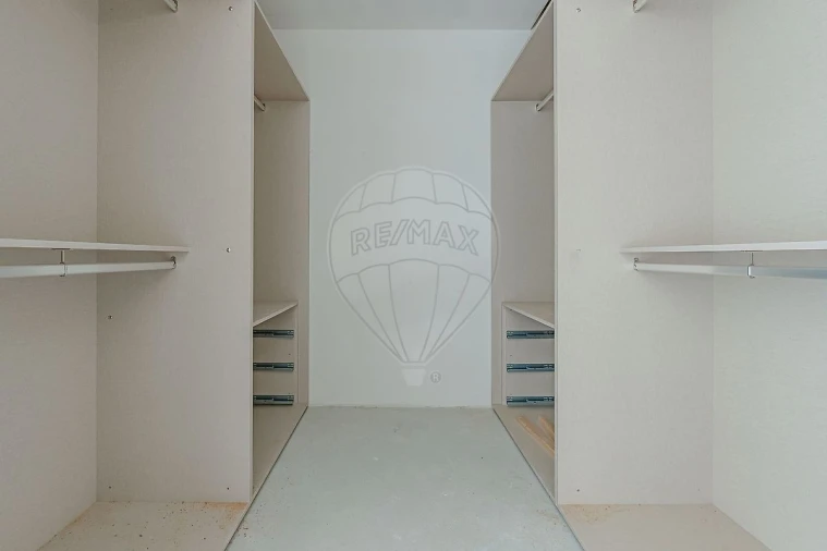 Apartamento T3 para Venda em Loureiro Foto 17