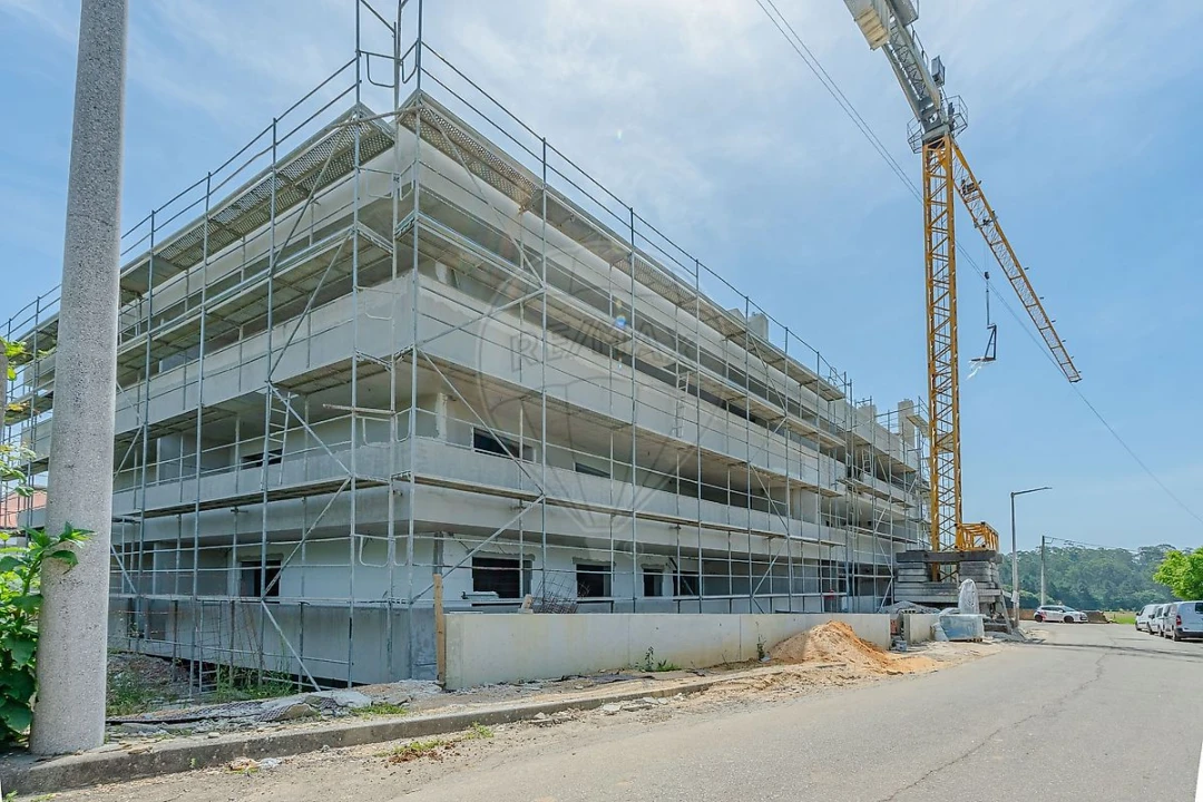 Apartamento T3 para Venda em Loureiro Foto 11