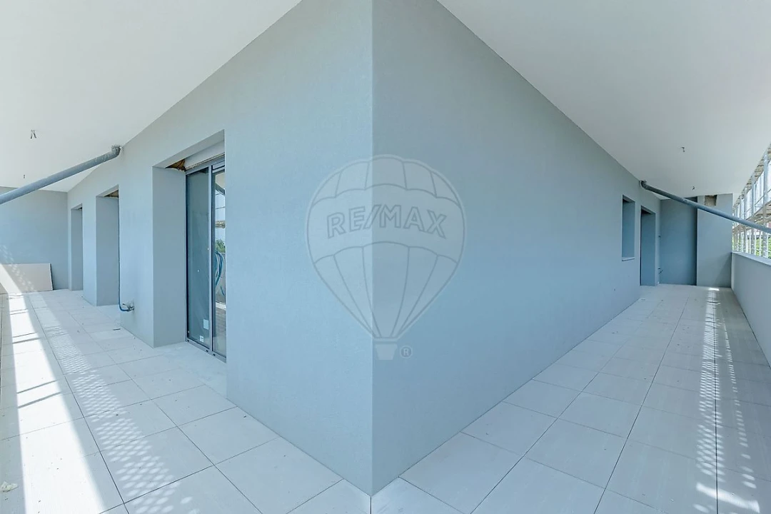 Apartamento T2 para Venda em Loureiro Foto 21
