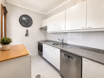 Apartamento T2 para Venda em Vilar de Andorinho