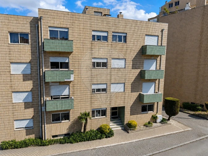 Apartamento T2 para Venda em Vilar de Andorinho Foto 10