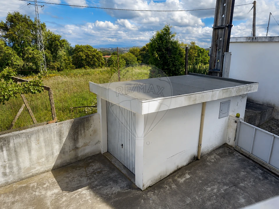 Apartamento T2 para Venda em Vilar de Andorinho Foto 12