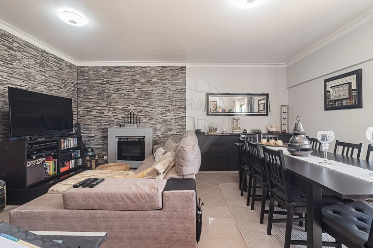 Apartamento T2 para Venda em Milharado Foto 27