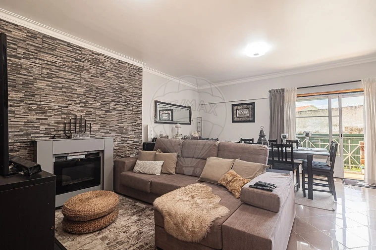 Apartamento T2 para Venda em Milharado Foto 26