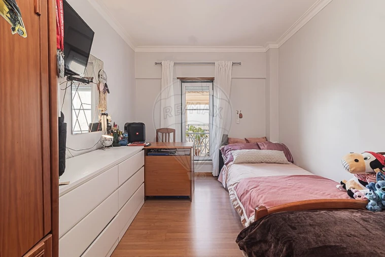Apartamento T2 para Venda em Milharado Foto 13