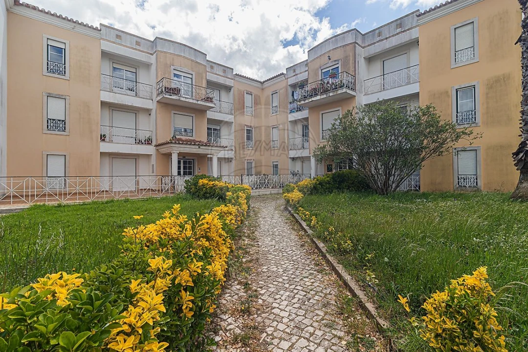 Apartamento T2 para Venda em Milharado Foto 22