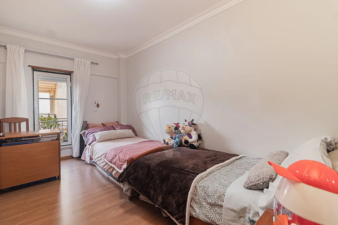Apartamento T2 para Venda em Milharado Foto 12