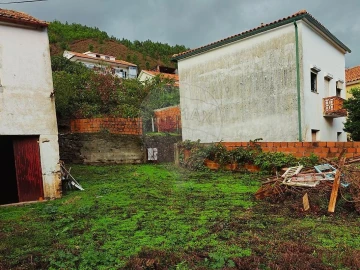 Moradia T4 para Venda em Alvoco das Varzeas