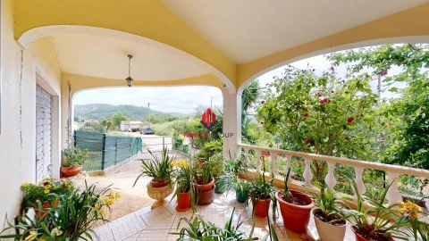 Moradia T3 para Venda em Loule (São Clemente)