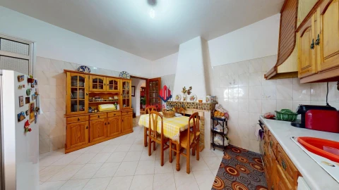 Moradia T3 para Venda em Loule (São Clemente)