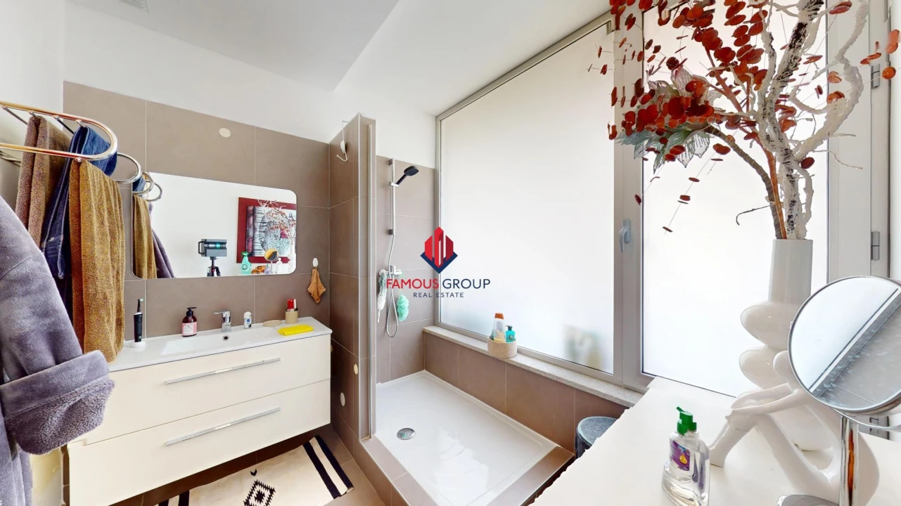Apartamento T2 para Venda em Portimão Foto 11