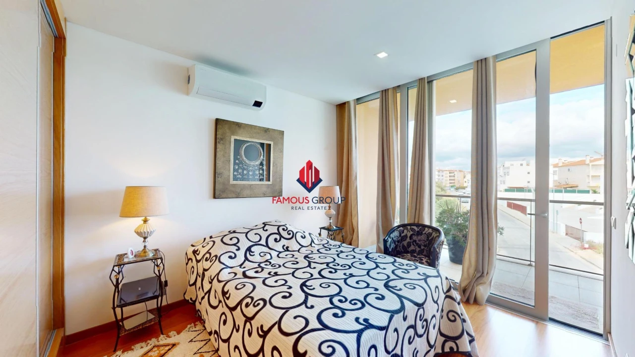 Apartamento T2 para Venda em Portimão Foto 13
