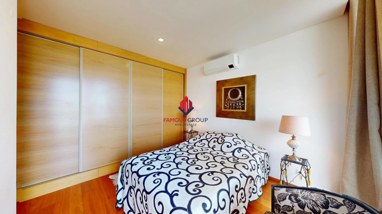 Apartamento T2 para Venda em Portimão Foto 14