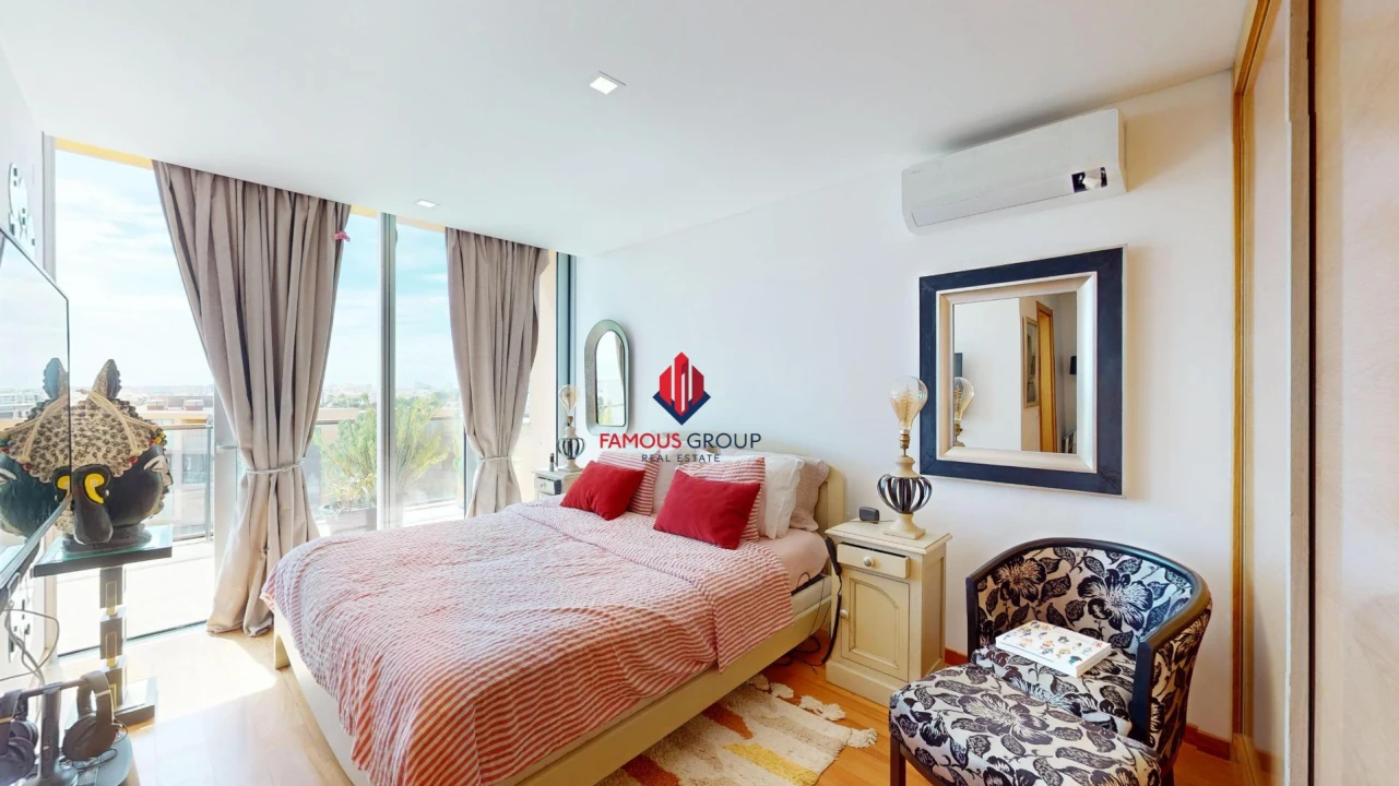 Apartamento T2 para Venda em Portimão Foto 19