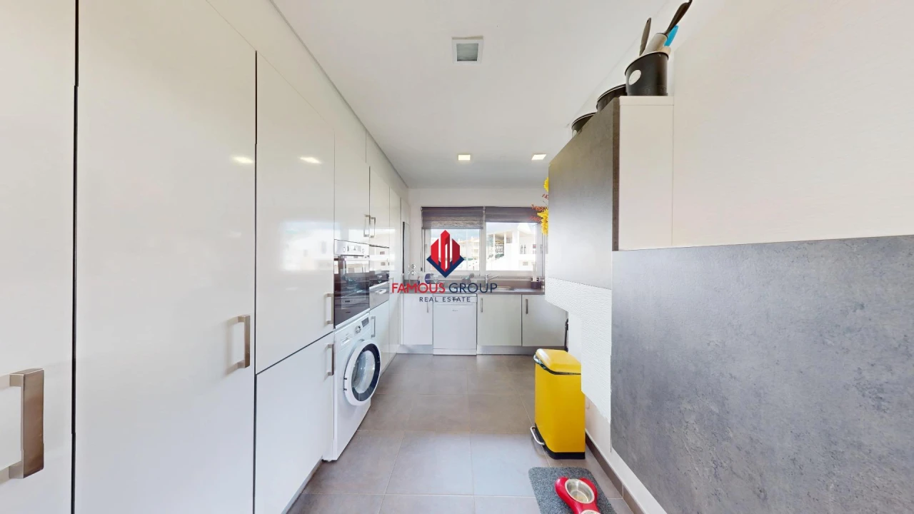 Apartamento T2 para Venda em Portimão Foto 25