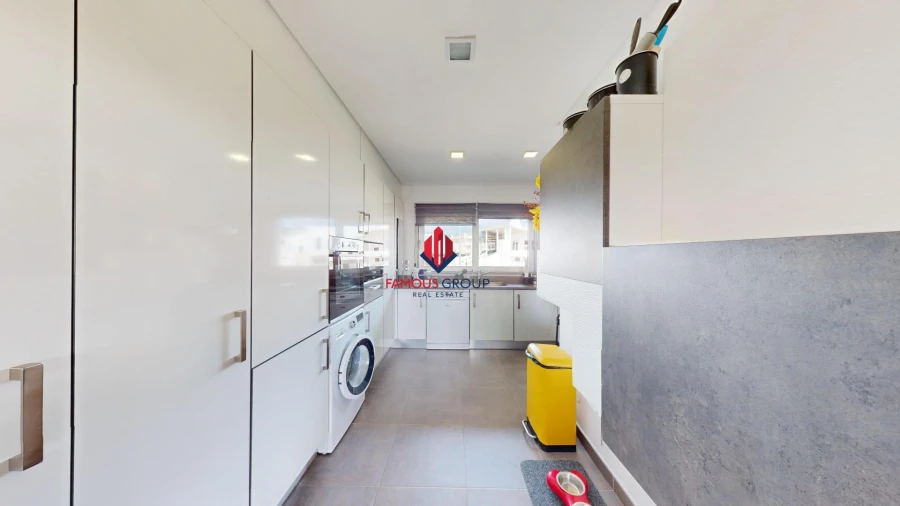 Apartamento T2 para Venda em Portimão Foto 25