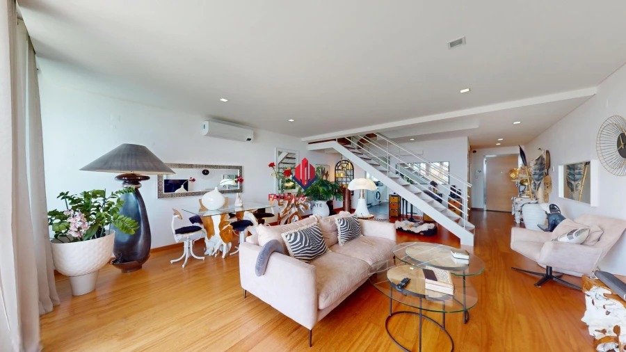 Apartamento T2 para Venda em Portimão Foto 33