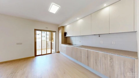 Apartamento T3 para Venda em Portimão