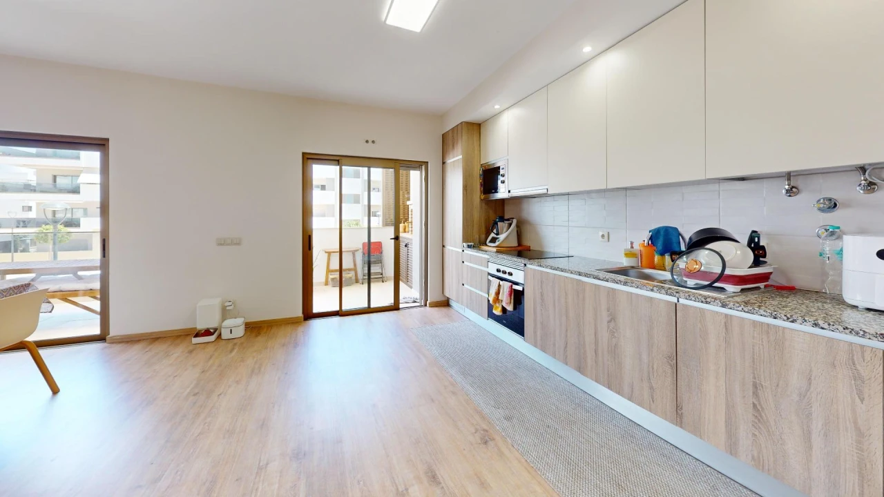 Apartamento T3 para Venda em Portimão Foto 13