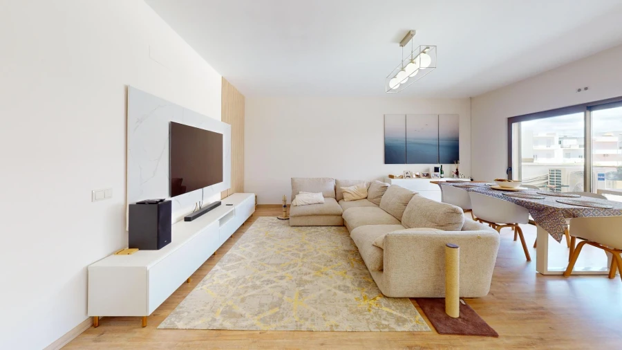 Apartamento T3 para Venda em Portimão Foto 6