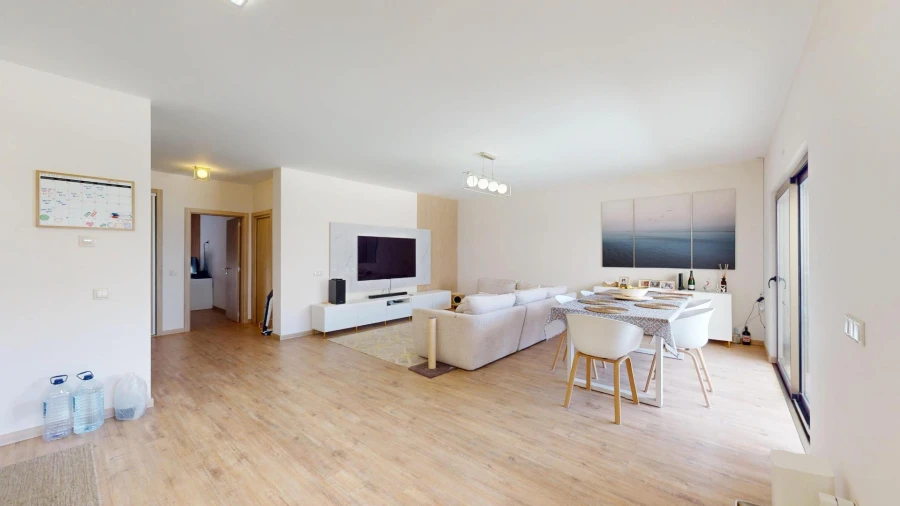 Apartamento T3 para Venda em Portimão Foto 9