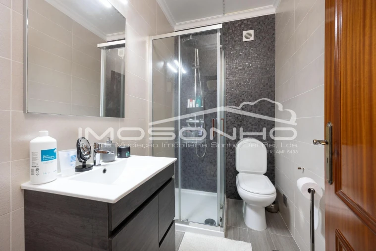 Apartamento T3 para Venda em Marinha Grande Foto 14