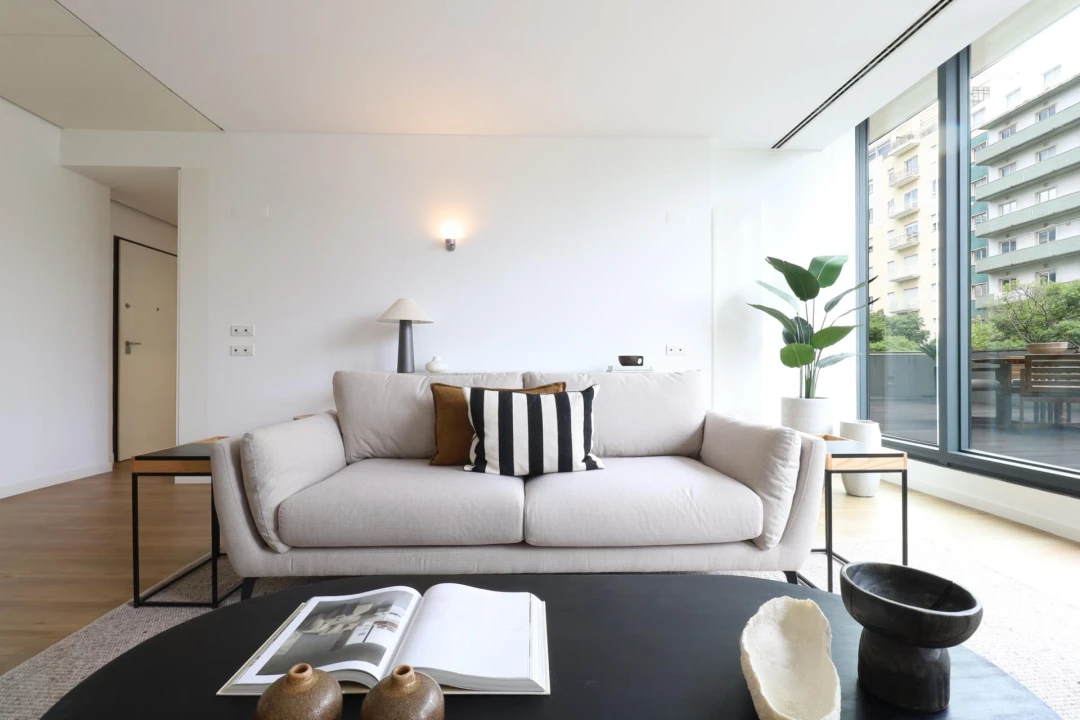 Apartamento T1 para Venda em Avenidas Novas Foto 2