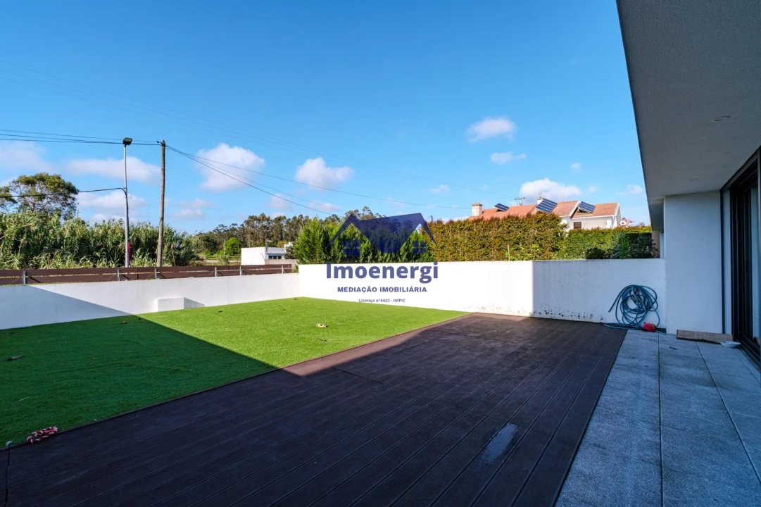 Moradia T3 para Venda em Vila Chã Foto 34