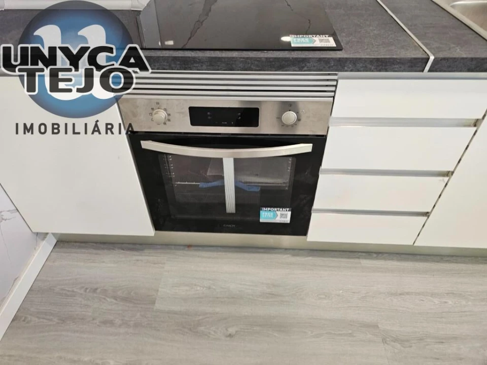 Apartamento T3 para Venda em Laranjeiro e Feijó Foto 6