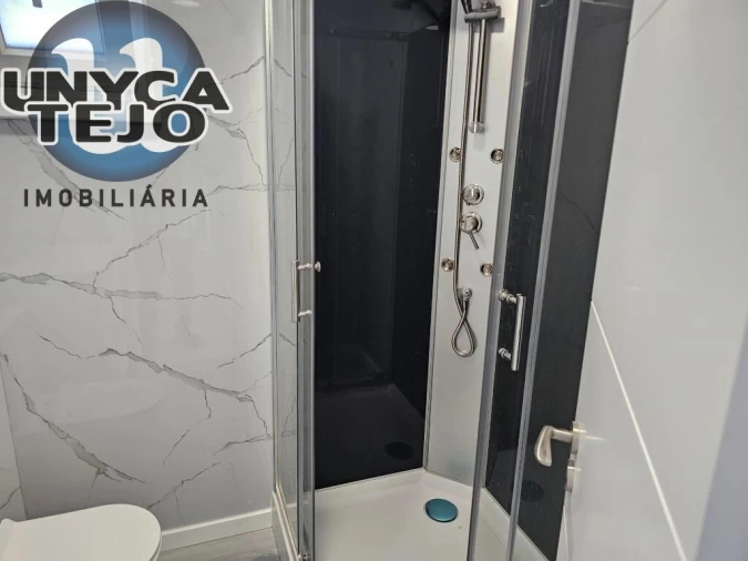 Apartamento T3 para Venda em Laranjeiro e Feijó Foto 14